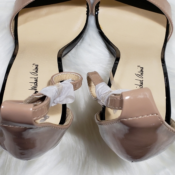 Heels - Picture 2 of 7